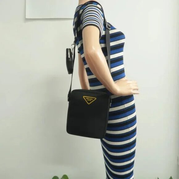 100% Authentic Prada Re-edition Black W/P Cloth Shoulder Bag 932-092324 - Picture 12 of 12